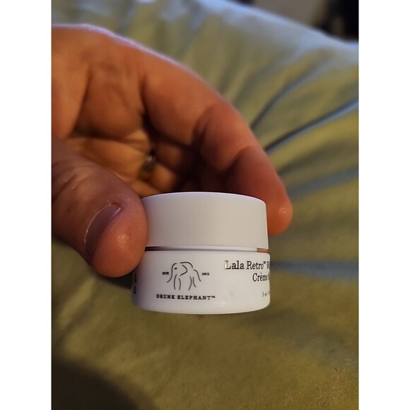 Drunk Elephant Lala Retro Whipped Cream 5mL Face Cream Dry Skin New - Picture 2 of 7